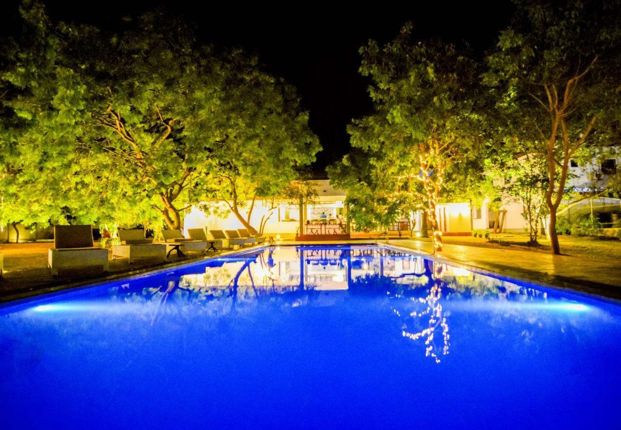 Arana Yala Hotel Kültér fotó